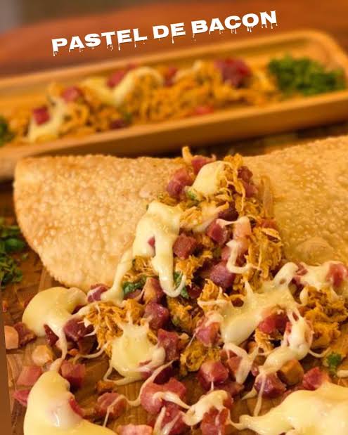 Pastel Frango Calabresa Queijo
